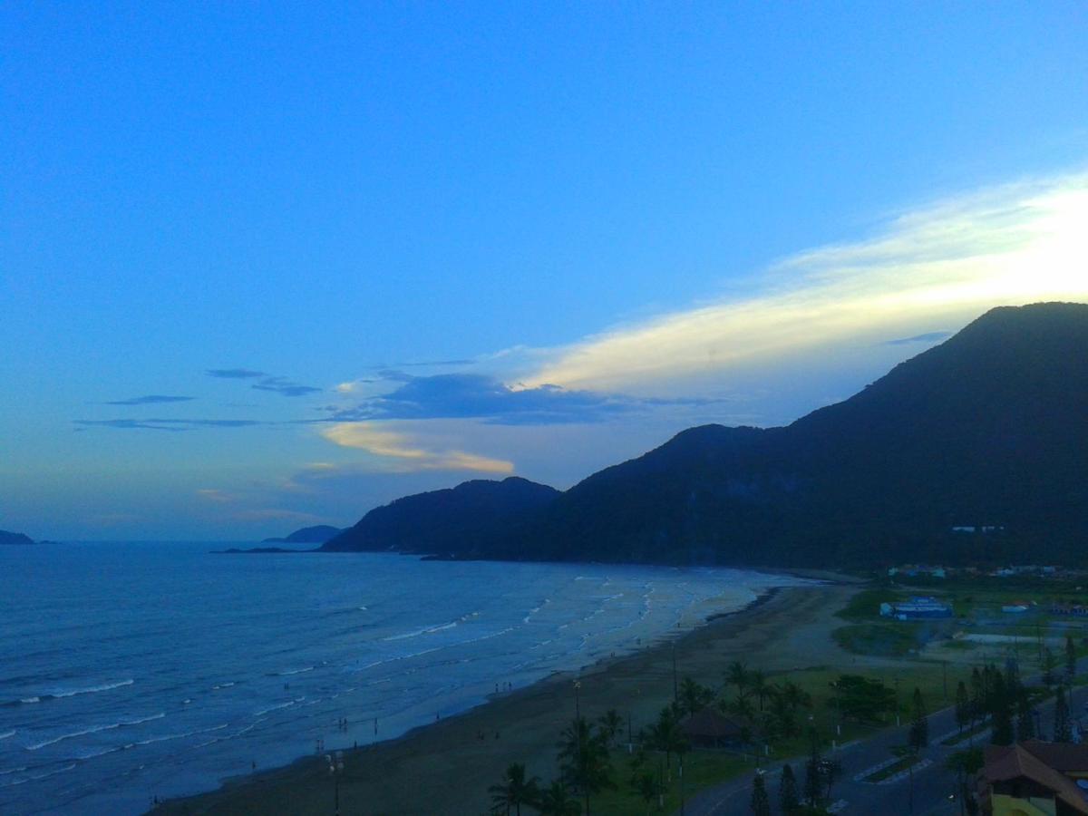 Apto Frente Ao Mar Peruíbe Extérieur photo